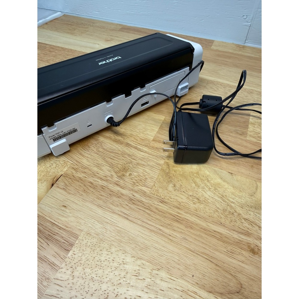 Brother ADS-1700W Wireless Compact Desktop Document Scanner White Black - Picture 5 of 8